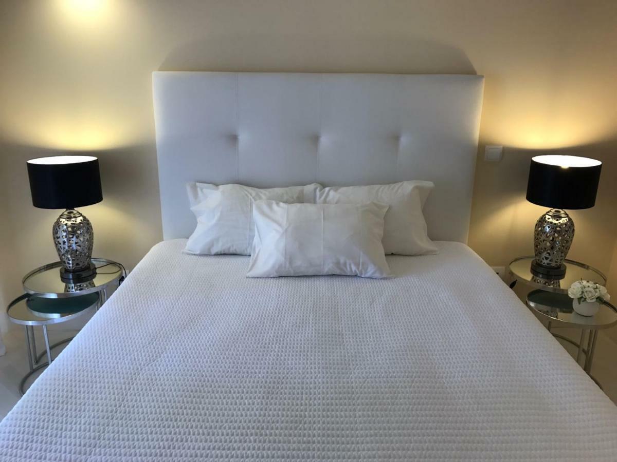 Beach & Sea Apt, Fast Wifi, Airco, Private Parking And Pool Portimão Extérieur photo