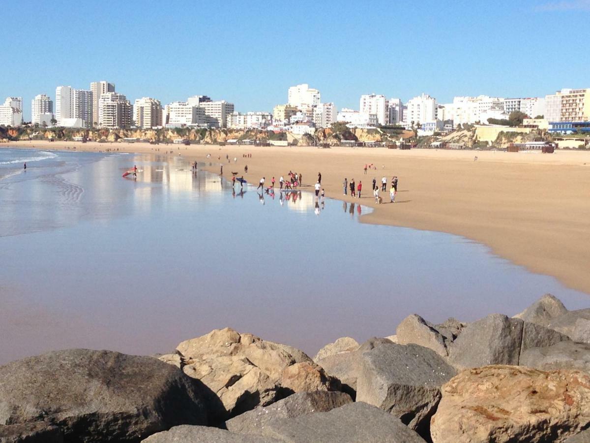 Beach & Sea Apt, Fast Wifi, Airco, Private Parking And Pool Portimão Extérieur photo