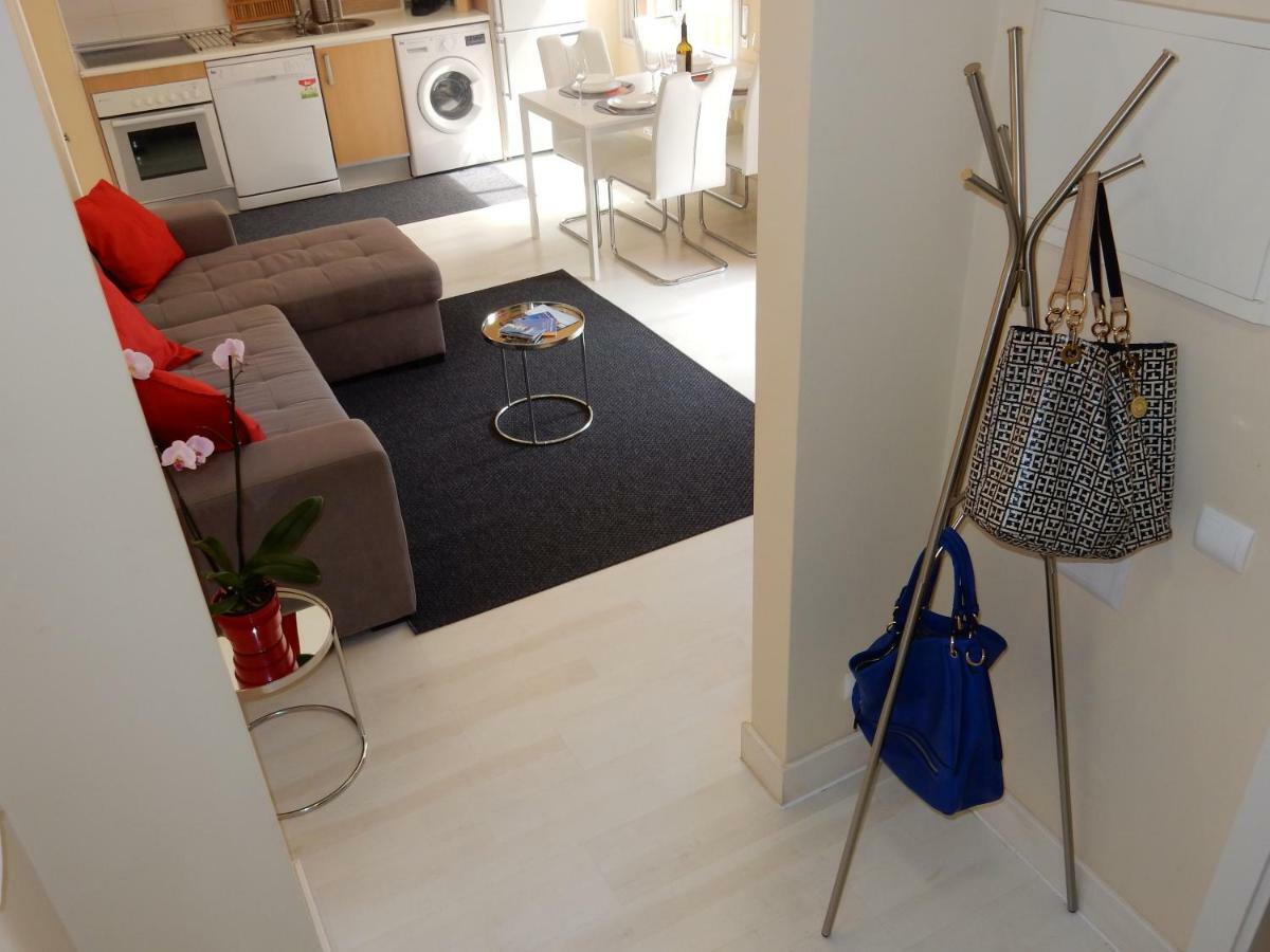 Beach & Sea Apt, Fast Wifi, Airco, Private Parking And Pool Portimão Extérieur photo
