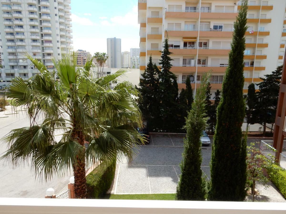 Beach & Sea Apt, Fast Wifi, Airco, Private Parking And Pool Portimão Extérieur photo